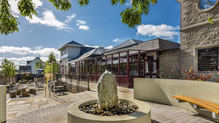 Treacys West County Hotel